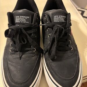 Levi's Black Leather Men's Sneakers